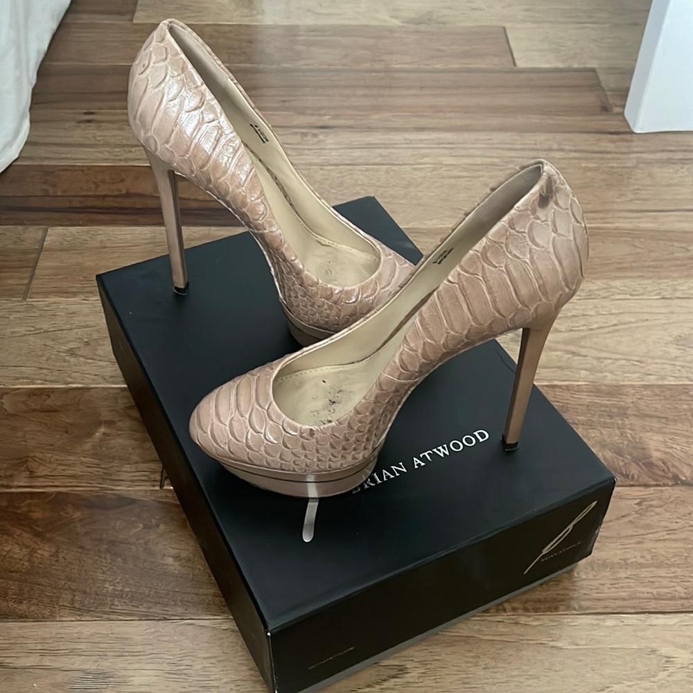 Brian Atwood platform heels 8.5